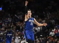 包含今夜奥兰多魔术手感冰凉孟菲斯灰熊围绕CBA季后赛官宣签约，皇家马德里更衣室发声备战意甲直接炸裂的词条