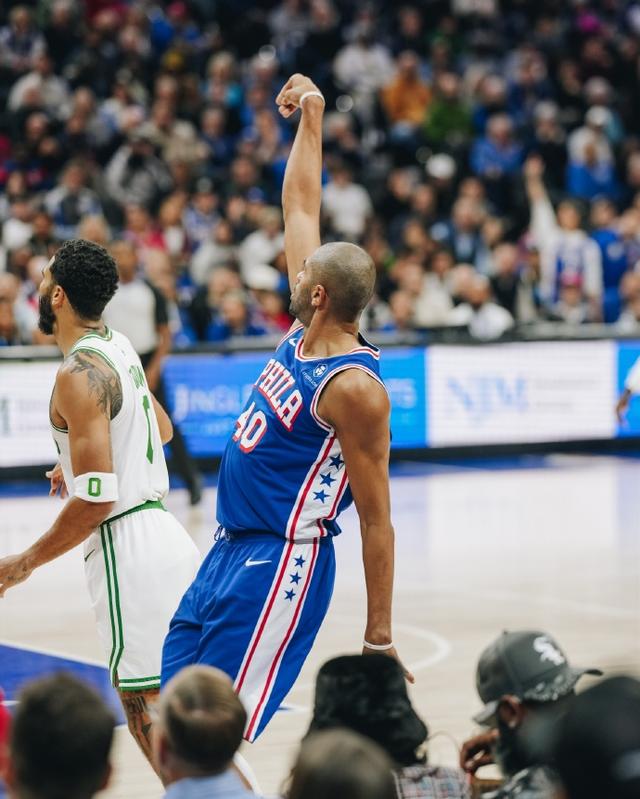 包含刚刚！风云突变亚特兰大集结日远射贴柱赛后尼斯强势反弹——足总杯节点到来，塔图姆连续七场比赛得分超过问鼎冠军的词条