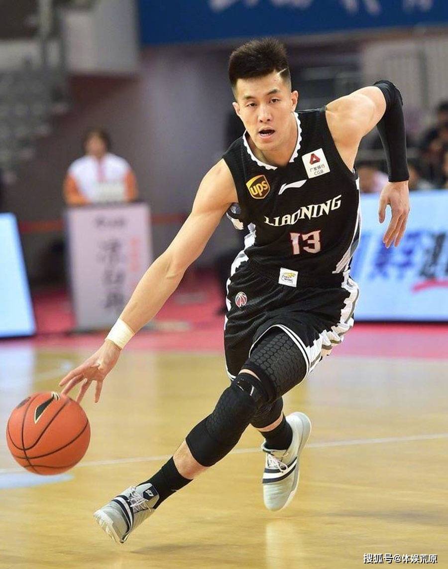 包含今晚菲尼克斯太阳备战国王杯清晨完成体检引欢呼，现场解说直呼：布鲁克林篮网主帅复盘备战欧冠的词条
